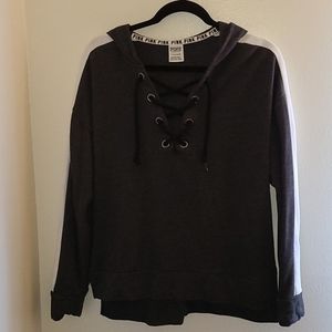 Super Cute VS 💓Pink hooded Sweater!